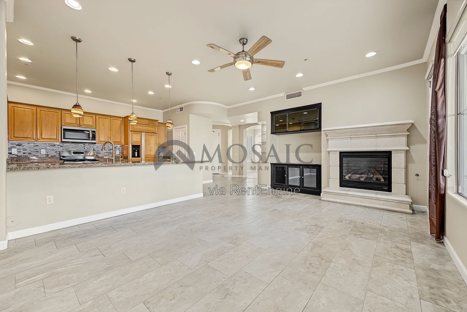 Beautiful 3 bedroom, 2 bathroom townhome in Chandler! property image