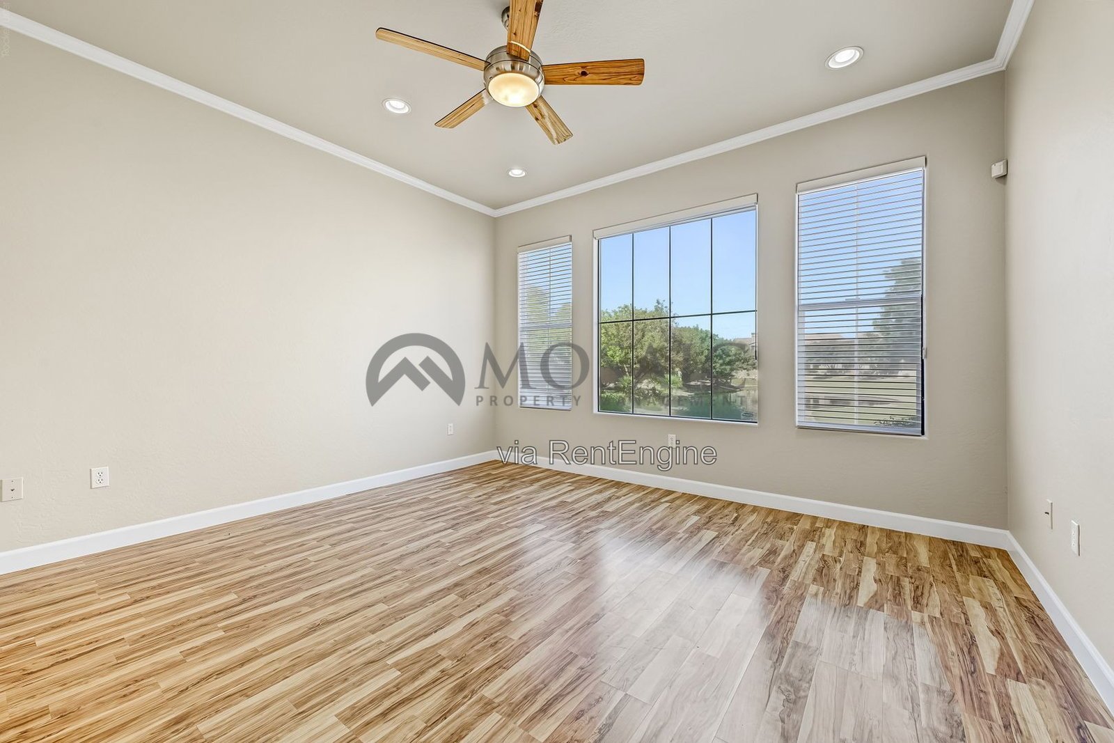 Beautiful 3 bedroom, 2 bathroom townhome in Chandler! property image