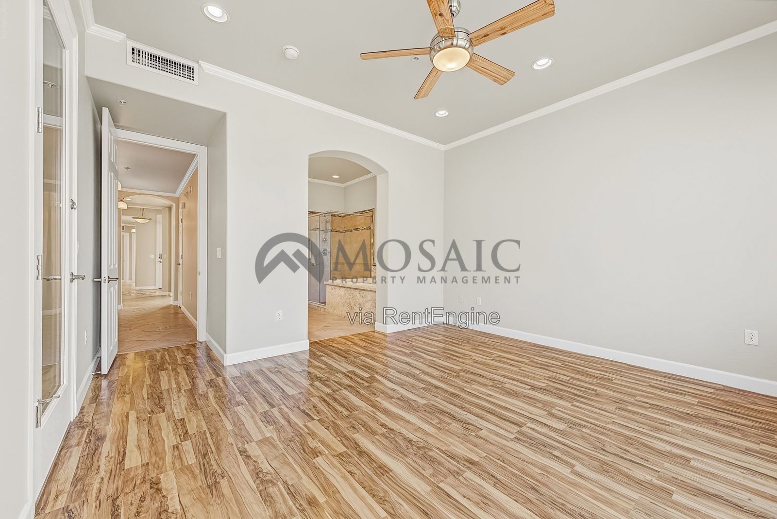 Beautiful 3 bedroom, 2 bathroom townhome in Chandler! property image