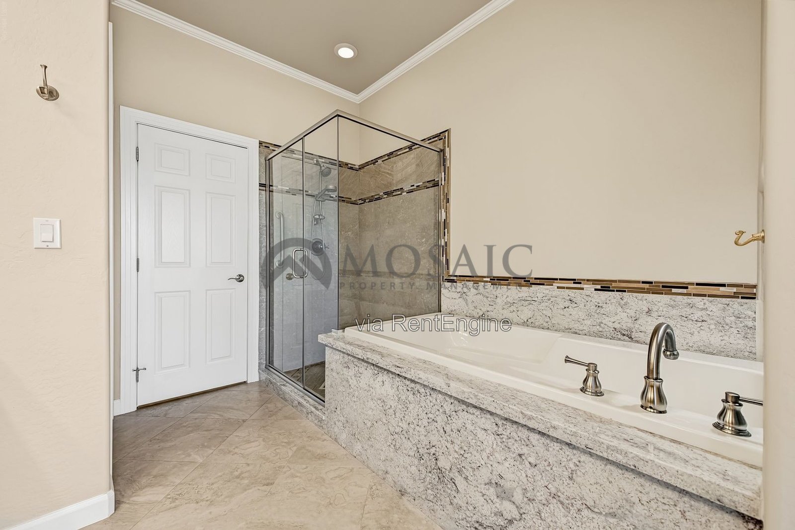 Beautiful 3 bedroom, 2 bathroom townhome in Chandler! property image