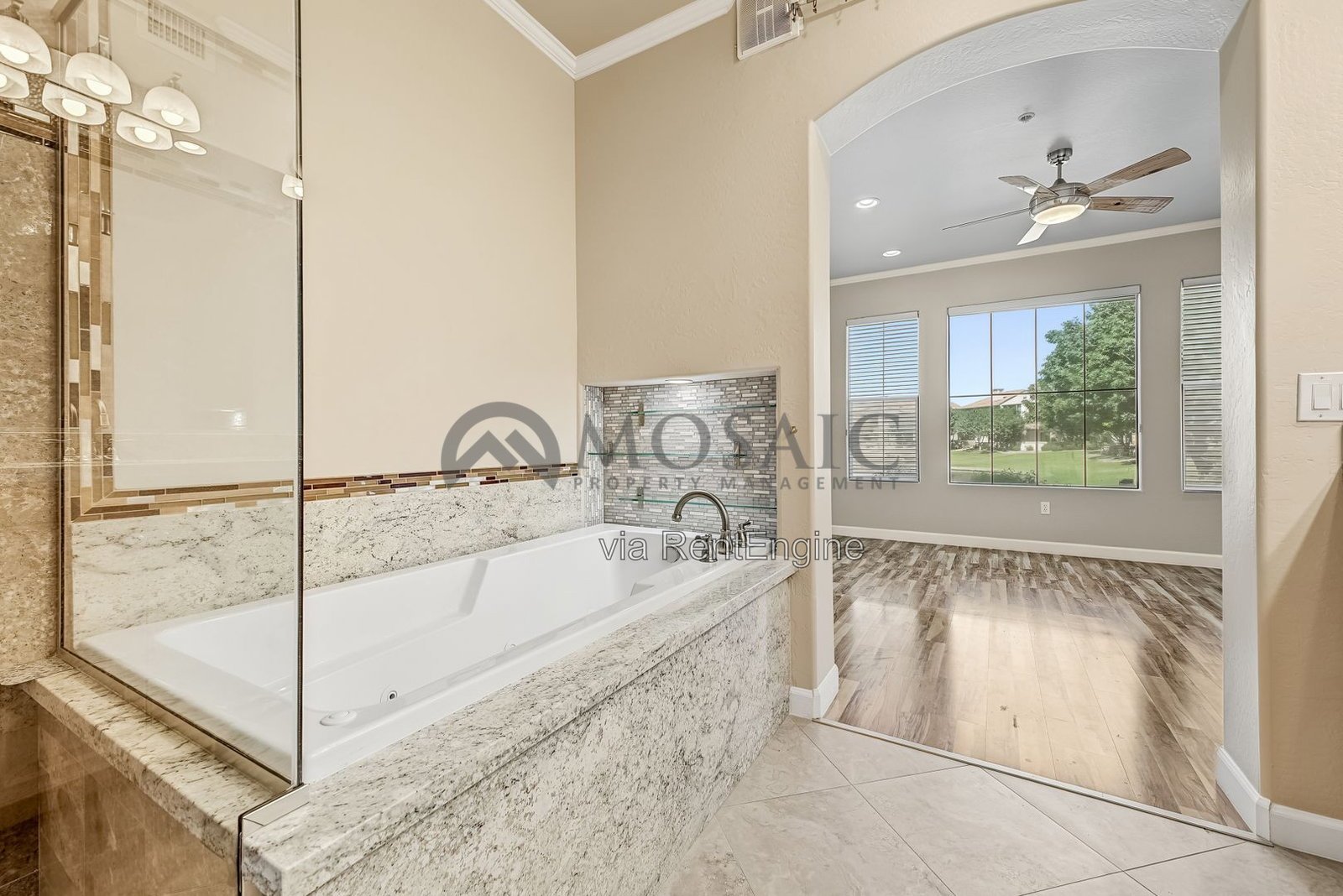 Beautiful 3 bedroom, 2 bathroom townhome in Chandler! property image